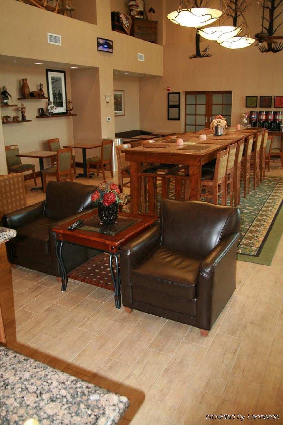 Hampton Inn&Suites Fairbanks Restaurant foto